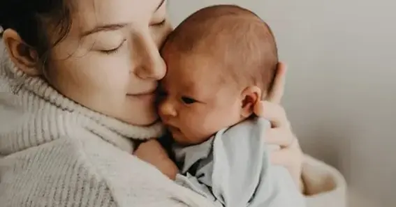 Mistakes New Moms Make When Feeding Their Newborns
