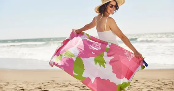 Wrap Yourself in Luxury: The Art of Choosing the Perfect Beach Towel